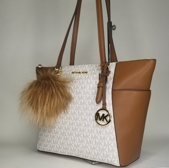 Michael Kors 2 PCS Should Purse Bag Charm Pom NWT - Picture 2 of 14